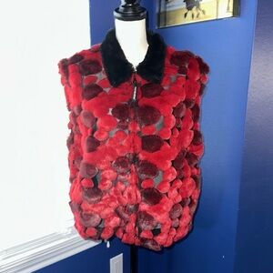 Black Mountain Outdoor Faux Fur Vest – Black & Red  EUC